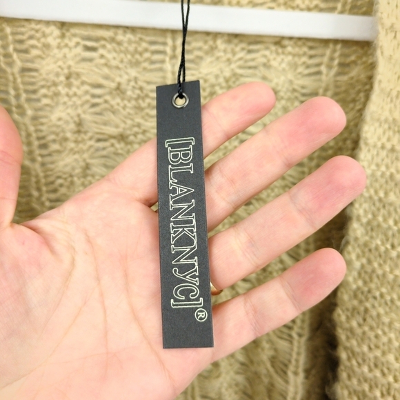 NEW BlankNYC Medium Open Front Puff Sleeve Oversized Cardigan Sweater Cable Knit - Picture 6 of 8